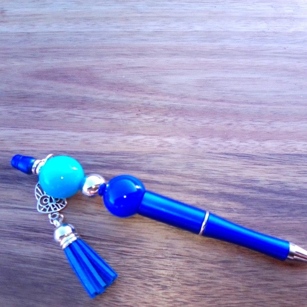 Bubble gum pen